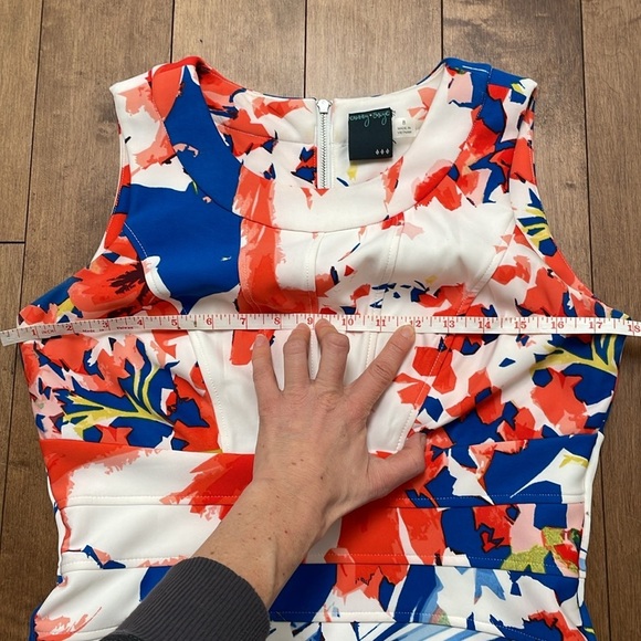 Gabby Skye floral sleeveless pencil midi dress 8 white blue red bodycon summer - Picture 6 of 10